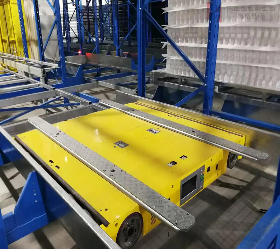 四向车立体库｜四向穿梭车AGV如何进行入库和出库？